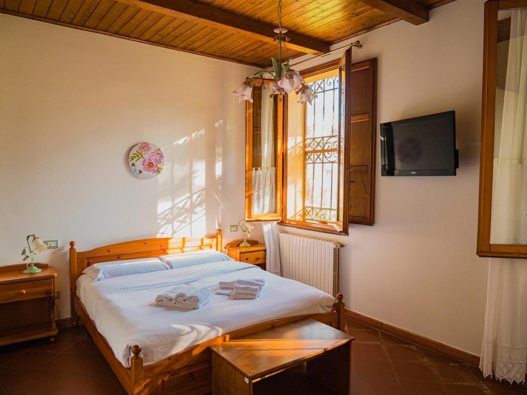 Erika Bed & Breakfast *